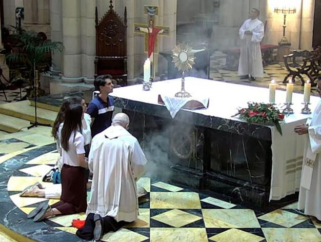 Los J Venes Inician El Curso En La Almudena Animados Por El Cardenal