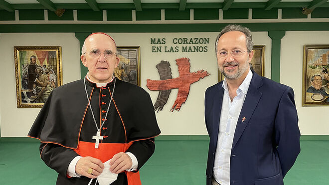 Cardenal Osoro y J C Bermejo en fiesta de San Camilo