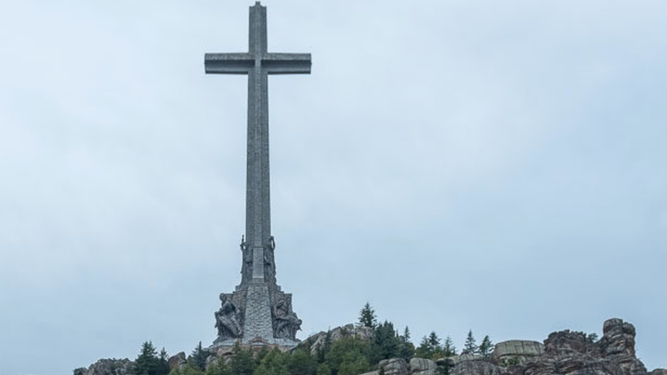 Cruz del Valle de Cuelgamuros