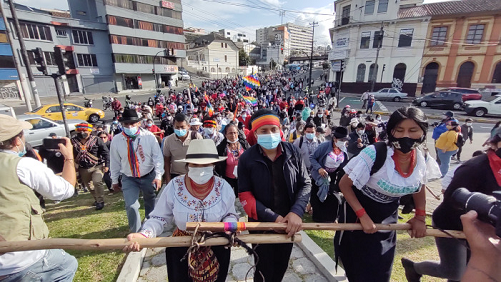 Resistencia de la comunidad en Ecuador
