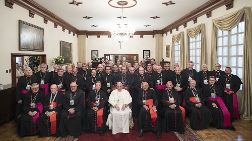 Papa Francisco y los Obispos de Colombia en 2017