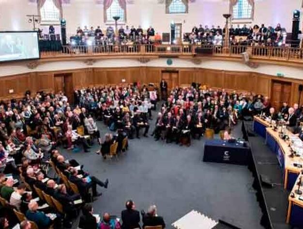 La Iglesia Anglicana De Inglaterra Debatirá Sobre La Bendición De Las