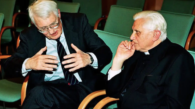 Habermas y Ratzinger durante el debate