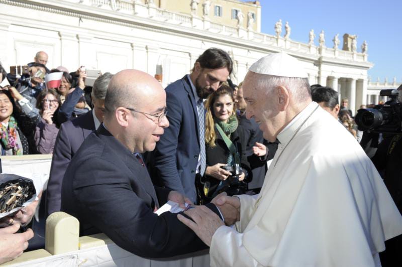 Hosffman Ospino saluda a Francisco