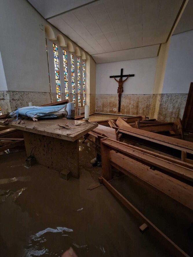 Así quedó la iglesia de Paiporta