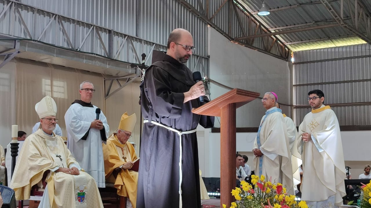 Leitura Bulla ordenação dom Samuel